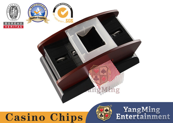 satın al Pil Tekli Poker Shuffle Makinesi Ahşap Malzeme Texas Poker Masası Shuffle Makinesi Çevrimiçi üretim