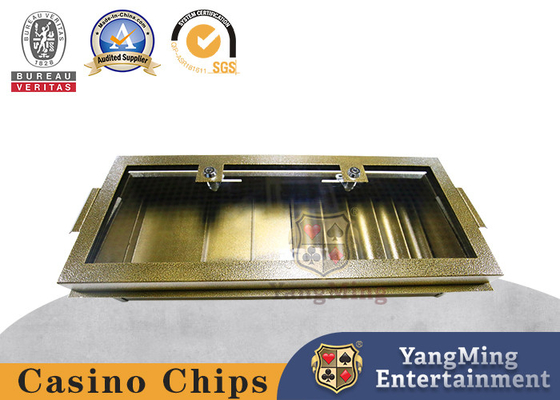 satın al Baccarat Özel Tek Katlı Kilitli Akrilik Cips Tepsisi Çevrimiçi üretim