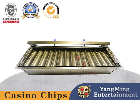 Metal Pirinç Renkli Demir 14 Sıralı Çift Katmanlı Bakara Poker Chip Rack
